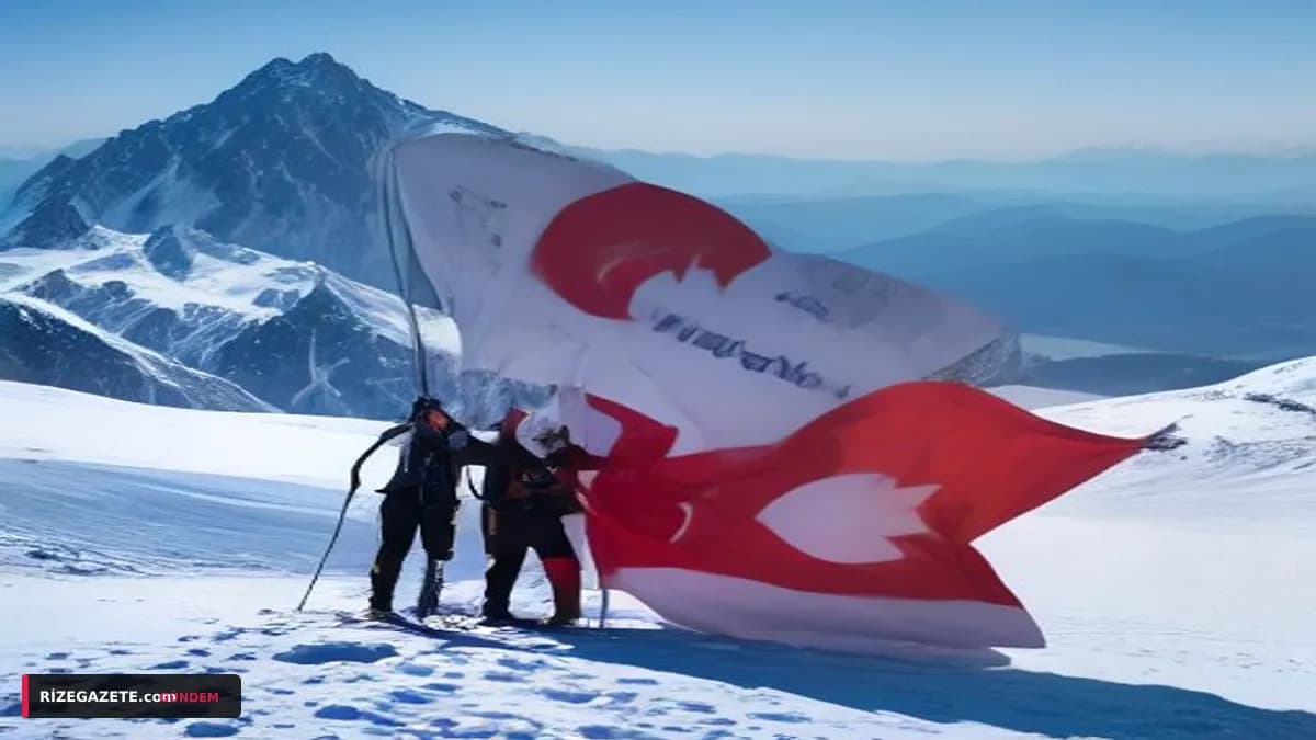Rize'de Zafer Bayramı Coşkusu Zirveye Taşındı: Kaçkar'da Destansı Tırmanış!